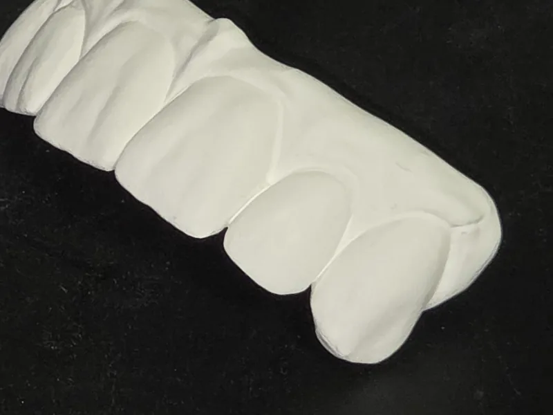 Primo piano della zirconia in fase green